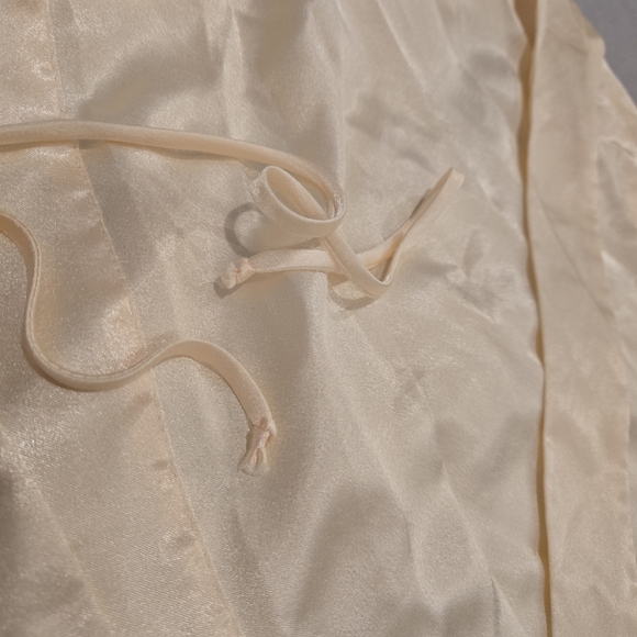 Vtg Christian Dior Satin Camisole & Robe Set Size Medium Cream Peignor Lounge - Picture 9 of 12